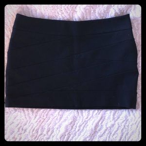 Express Mini Skirt Side zip Black size 4